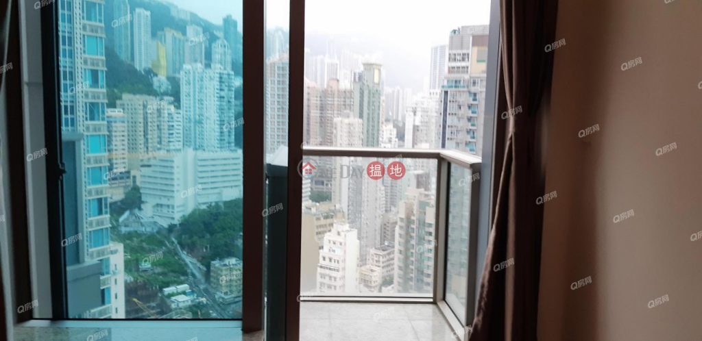 地標名廈，地鐵上蓋，開揚遠景，旺中帶靜，交通方便《囍匯 3座買賣盤》