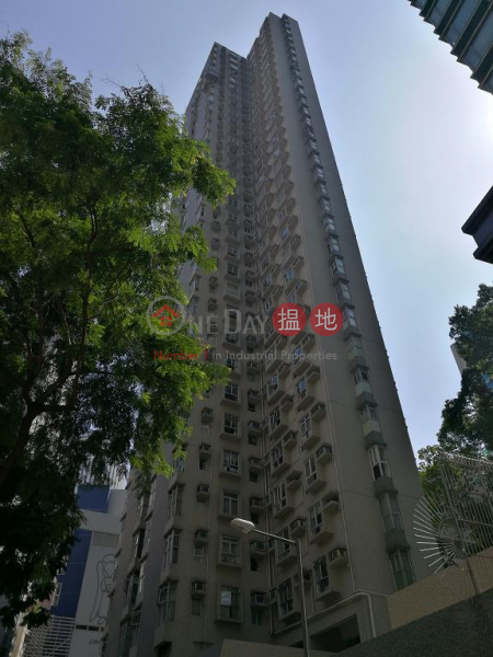  Flat for Sale in Manrich Court, Wan Chai