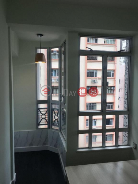  Flat for Rent in Yan King Court, Wan Chai