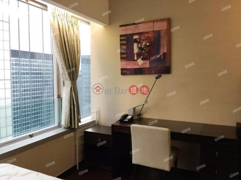 Convention Plaza Apartments | 1 bedroom High Floor Flat for Rent
