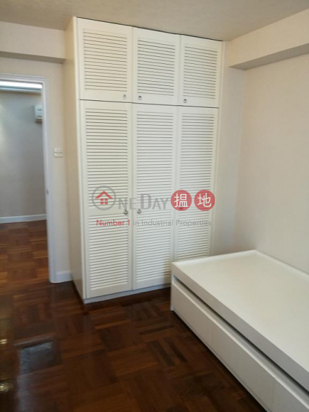  Flat for Rent in Phoenix Court, Wan Chai