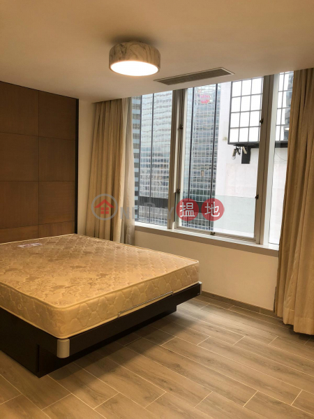  Flat for Rent in Convention Plaza Apartments, Wan Chai