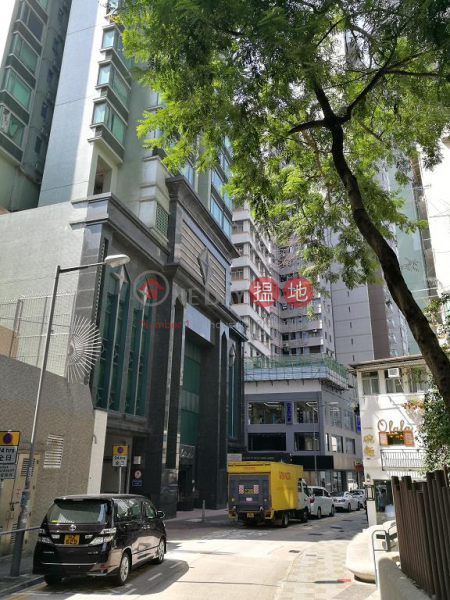  Flat for Sale in Manrich Court, Wan Chai