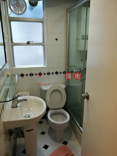  Flat for Rent in Phoenix Court, Wan Chai