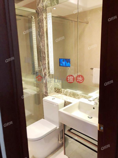 內街清靜，有匙即睇，名牌校網，地鐵上蓋，地標名廈《囍匯 2座租盤》