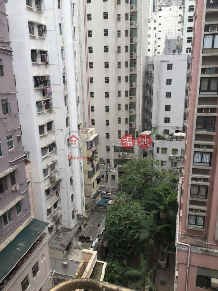  Flat for Rent in Johnston Building, Wan Chai
