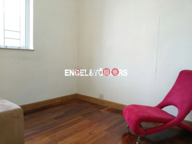 2 Bedroom Flat for Sale in Wan Chai