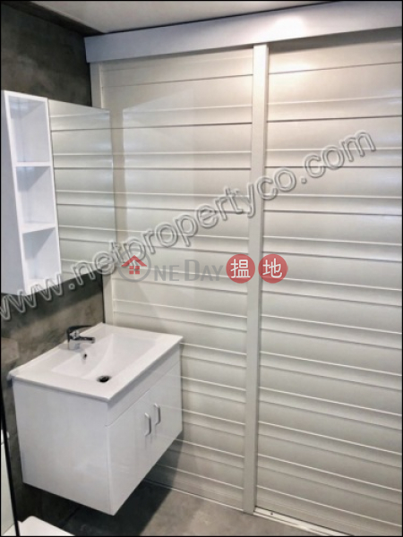 A Furnished Apartment Located in Wan Chai