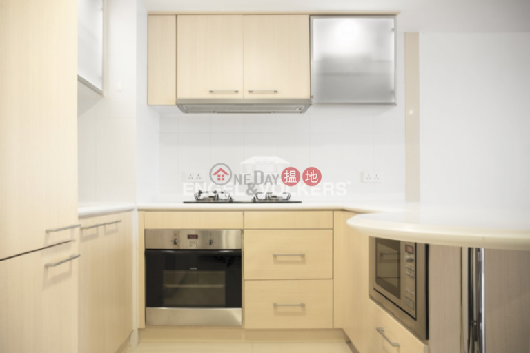 2 Bedroom Flat for Sale in Wan Chai