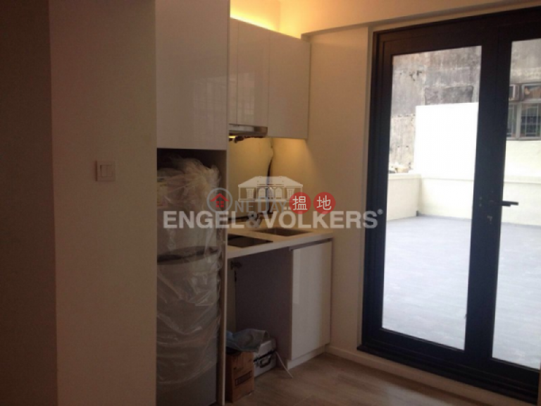 Studio Flat for Rent in Wan Chai