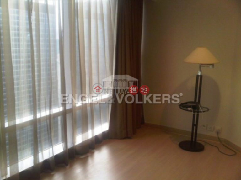 2 Bedroom Flat for Rent in Wan Chai