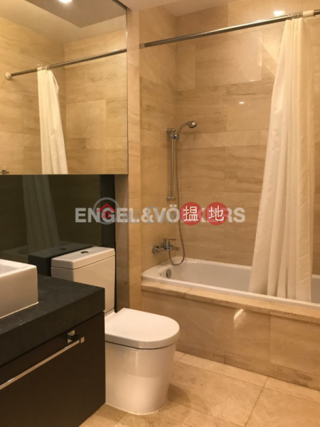 2 Bedroom Flat for Rent in Wan Chai