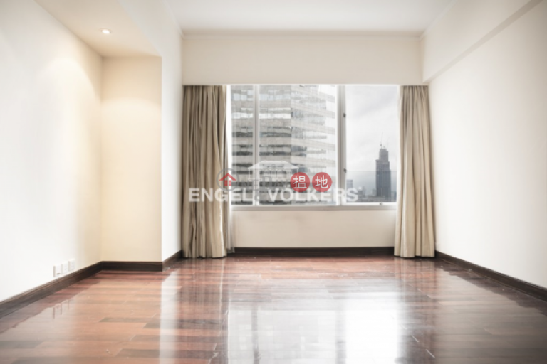 2 Bedroom Flat for Sale in Wan Chai