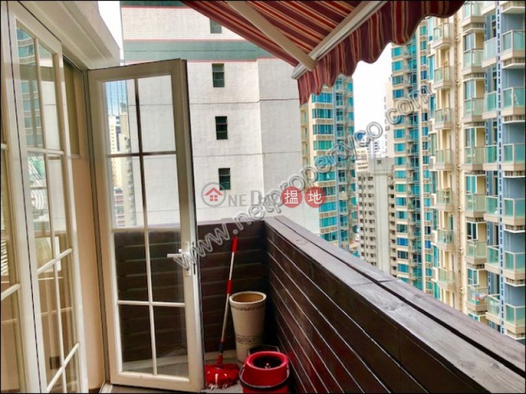 Newly Decorated Apartment for Rent in Wan Chai