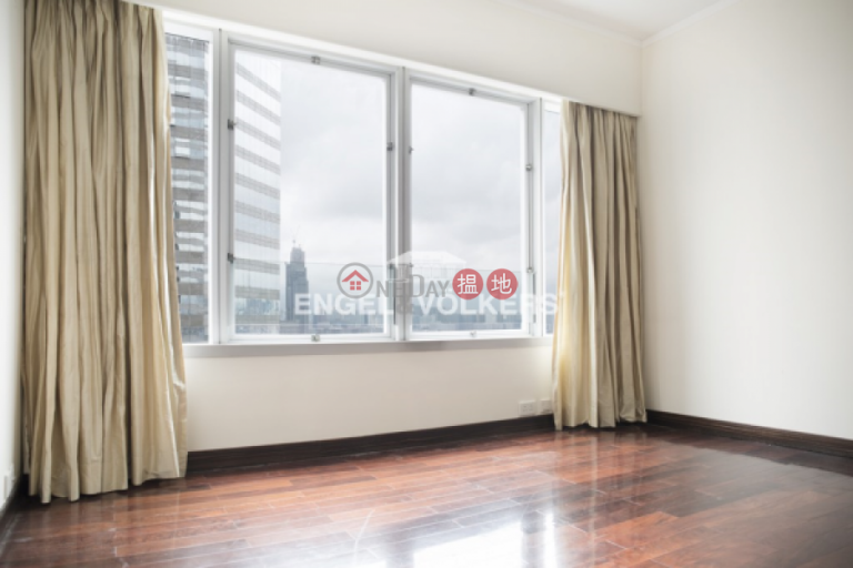 2 Bedroom Flat for Sale in Wan Chai