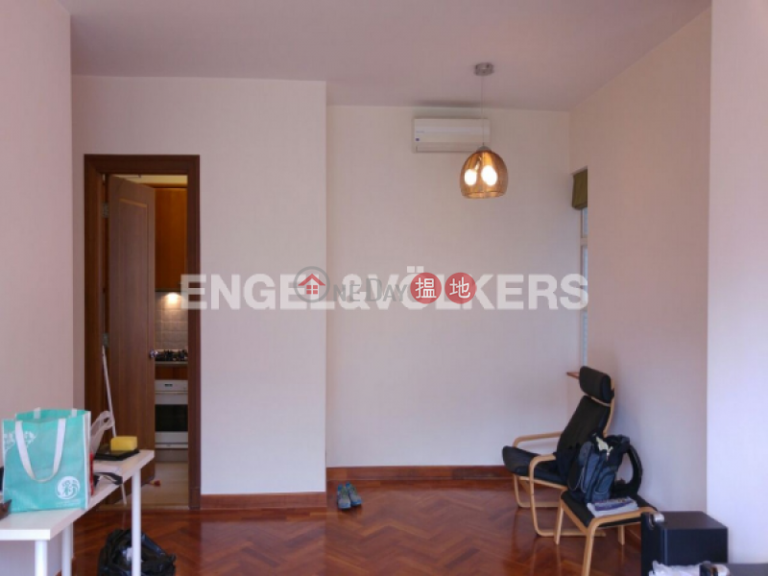 2 Bedroom Flat for Rent in Wan Chai