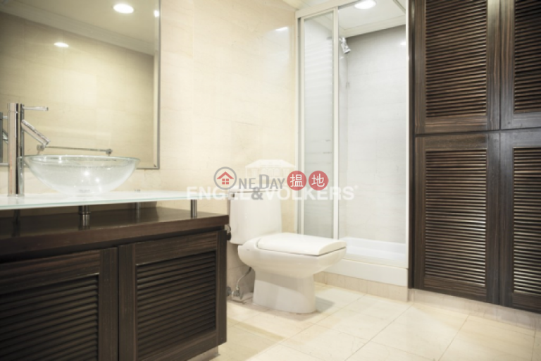 2 Bedroom Flat for Sale in Wan Chai