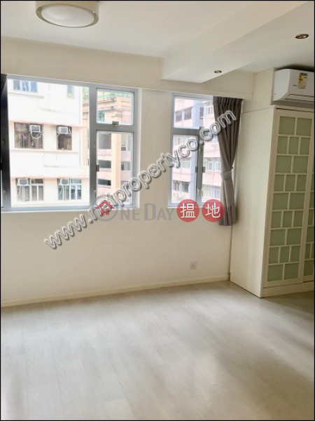 A studio unit for rent in Wan Chai