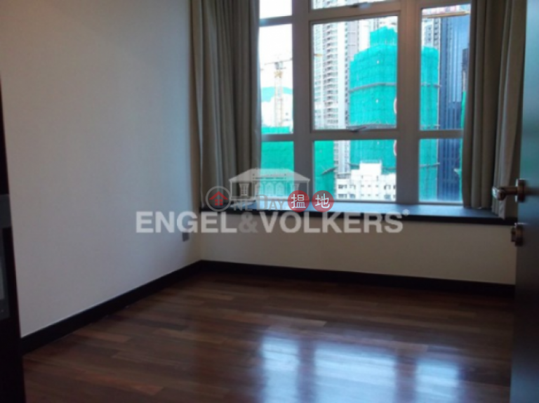 2 Bedroom Flat for Sale in Wan Chai