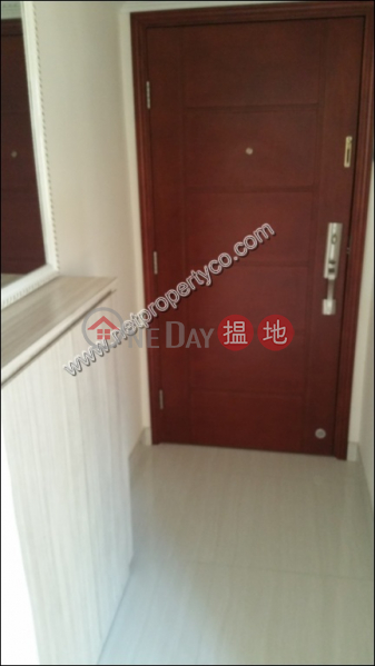 2-bedroom apartment for rent in Wan Chai