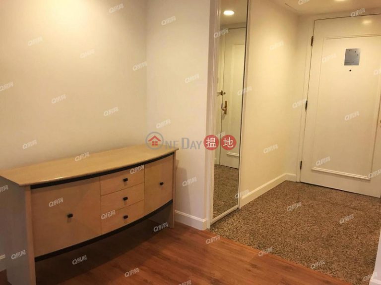 Convention Plaza Apartments | 2 bedroom Mid Floor Flat for Rent