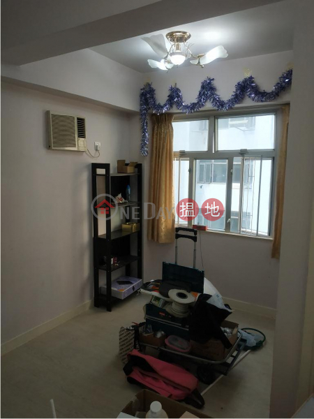  Flat for Rent in Ka Yee Building, Wan Chai