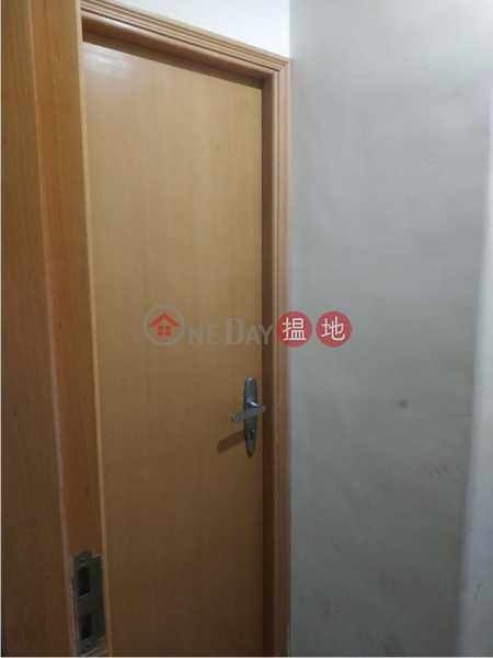 灣仔汕頭街25-27號單位出租|住宅