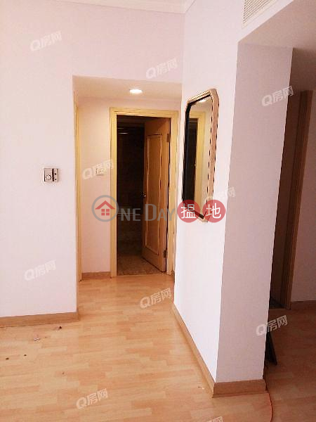 Convention Plaza Apartments | 1 bedroom High Floor Flat for Sale