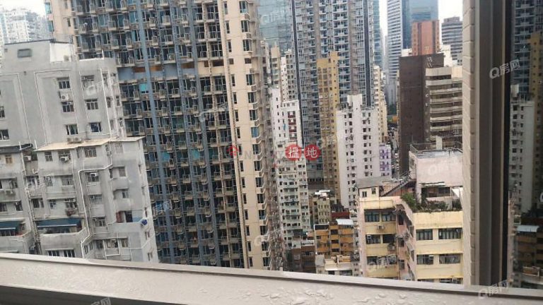 地標名廈，地鐵上蓋，實用兩房，旺中帶靜，有匙即睇《囍匯 5座租盤》