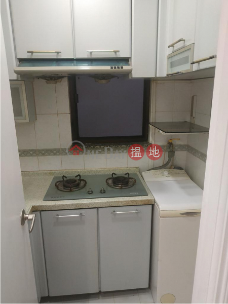  Flat for Rent in Fook Gay Mansion, Wan Chai