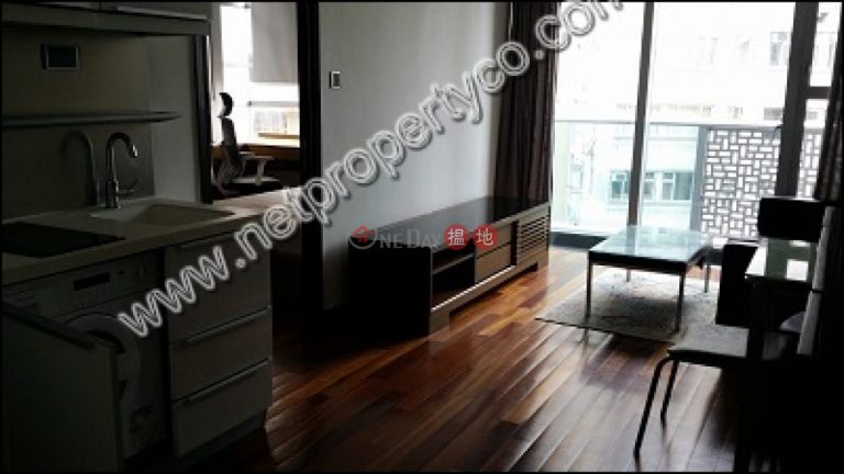 Decorated 1-bedroom apartment for rent in Wan Chai