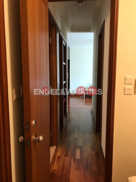 2 Bedroom Flat for Rent in Wan Chai