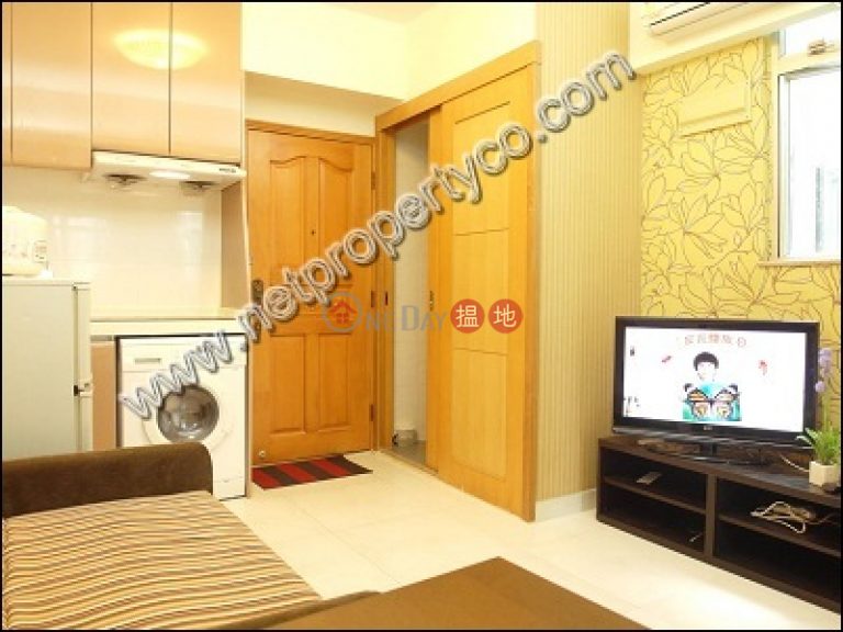 3-bedroom flat for rent with a rooftop in Wan Chai