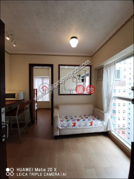 Fully Furnished Apartment in Wanchai For Rent