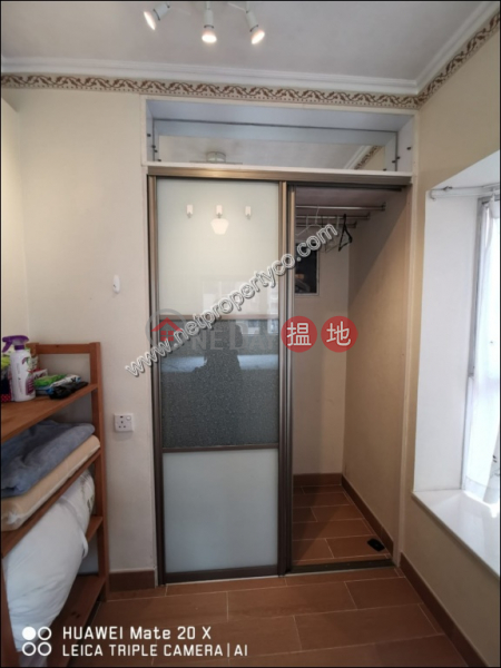 Fully Furnished Apartment in Wanchai For Rent