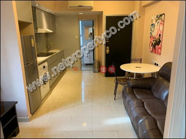 Furnished high-floor flat for rent in Wan Chai