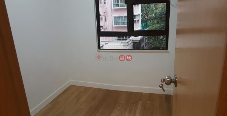  Flat for Rent in Greenland House, Wan Chai