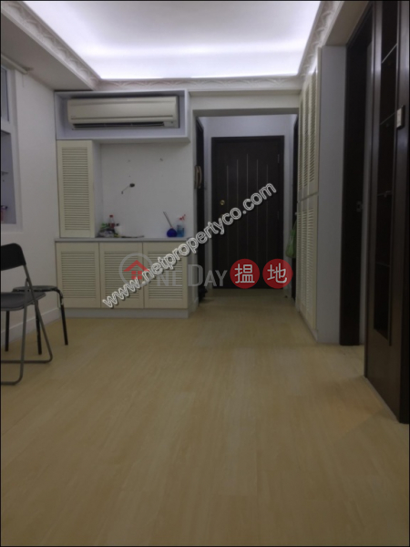 2-bedroom unit with a terrace for rent in Wan Chai