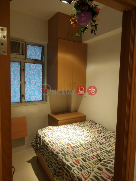  Flat for Rent in On Hing Mansion , Wan Chai