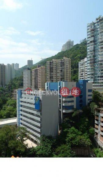 2 Bedroom Flat for Rent in Wan Chai