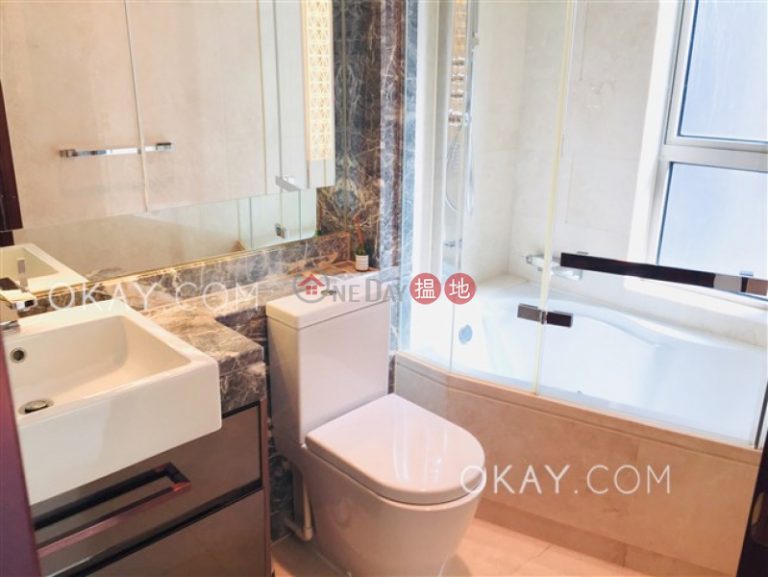 Luxurious 2 bedroom with balcony | Rental