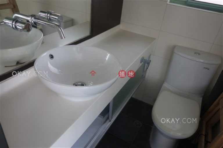 2房1廁《皇朝閣出租單位》