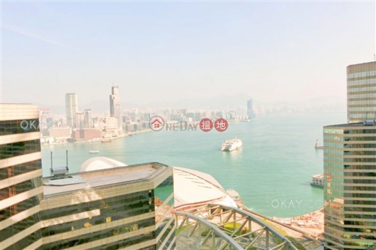 3房2廁,極高層,星級會所《會展中心會景閣出售單位》