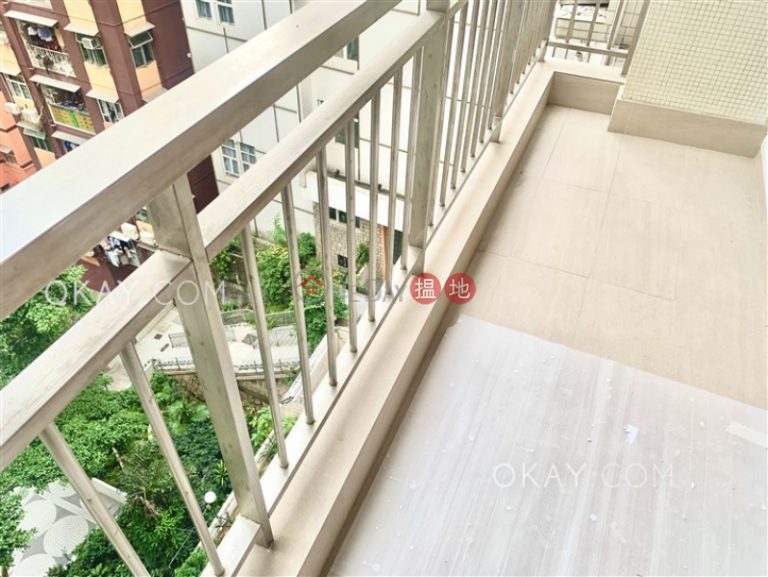 Tasteful 3 bedroom with balcony & parking | Rental