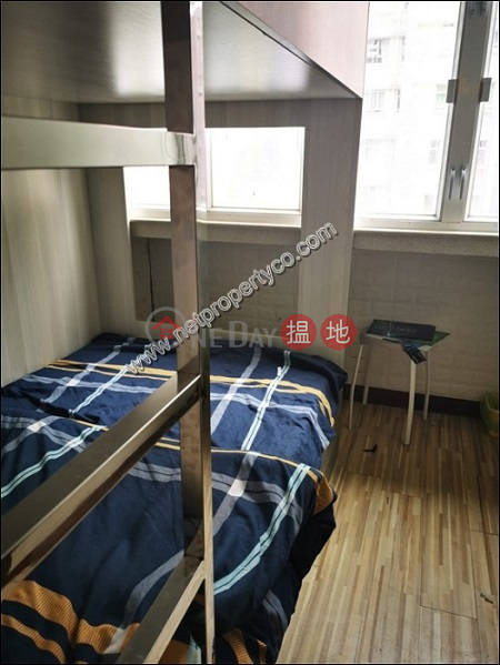 Spacious Apartment in Wanchai For Rent