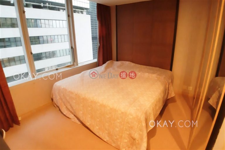 Gorgeous 1 bedroom on high floor | Rental