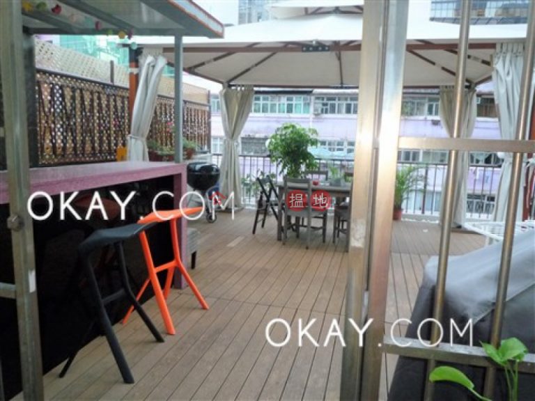 Nicely kept 2 bedroom on high floor with rooftop | Rental