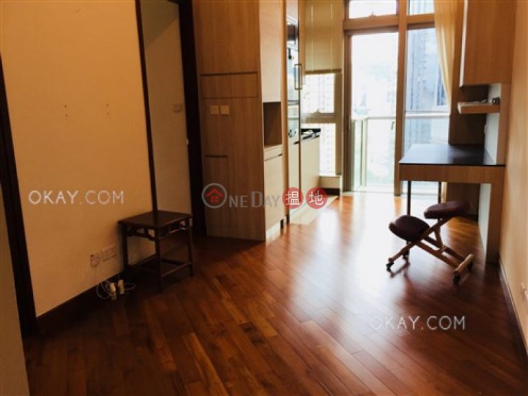 Luxurious 2 bedroom on high floor with balcony | Rental