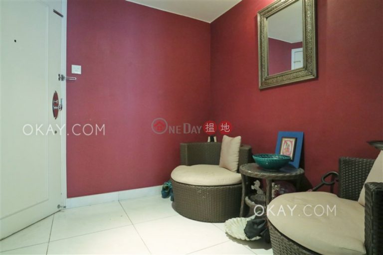 Efficient 3 bedroom on high floor with parking | Rental