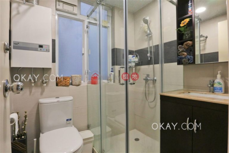 Efficient 3 bedroom on high floor with parking | Rental